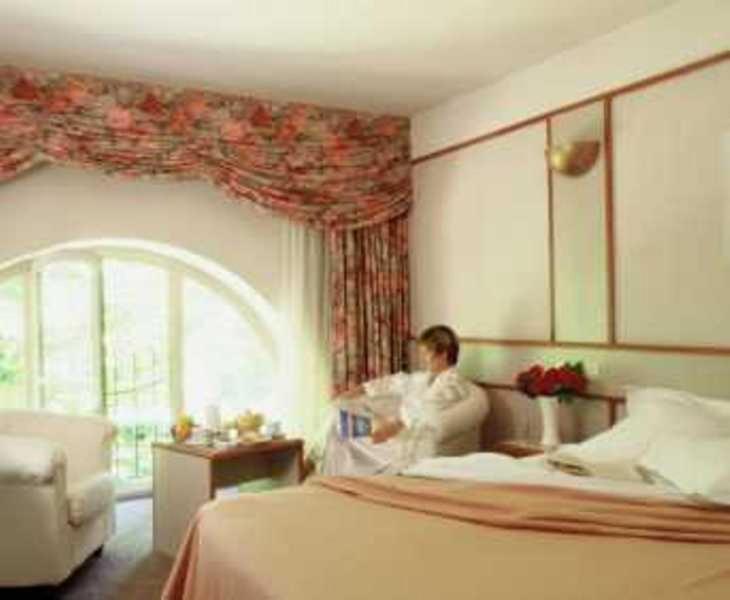 Chateau De Bazeilles Room photo